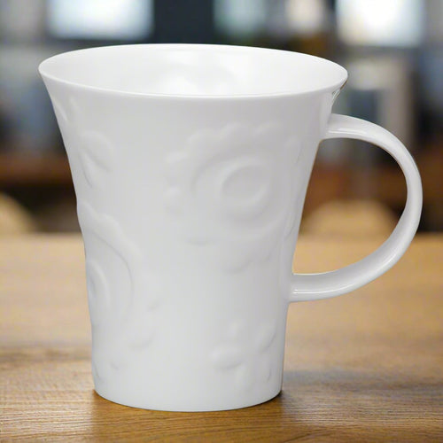 Flute White Bone China Mug - Daisy