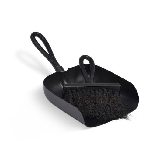 Latton Fireside Dustpan & Brush Set2 - Duck Barn Interiors